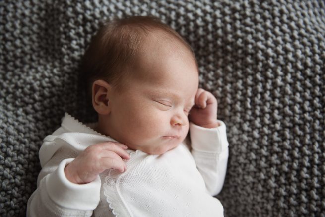 Vastasyntyneen kuvaus vauvan profiili, vauvakuvaus - Helsinki, Espoo, Vantaa, Siru Danielsson Photography